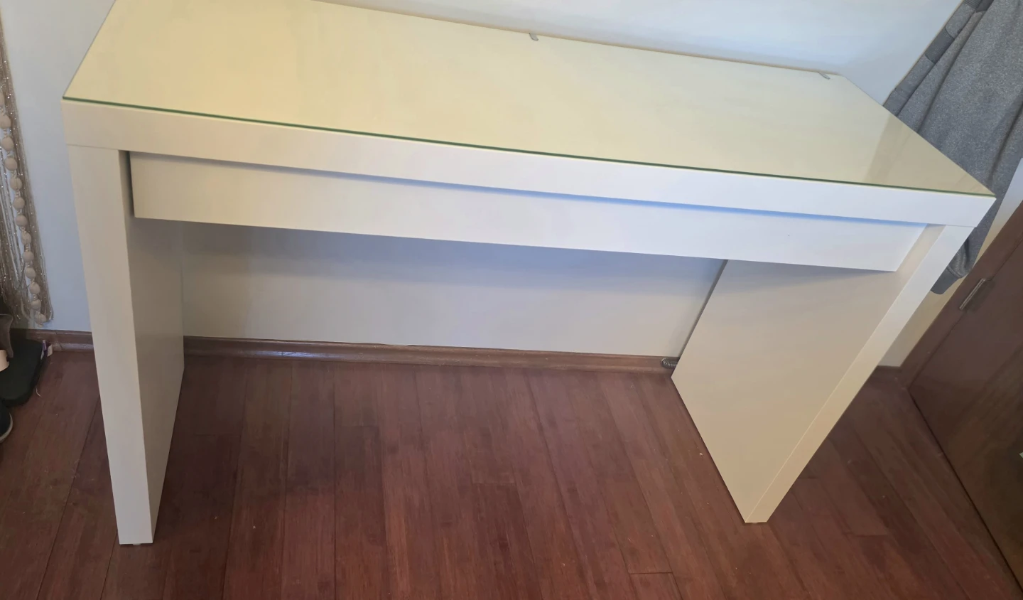 IKEA MALM White Dressing Table