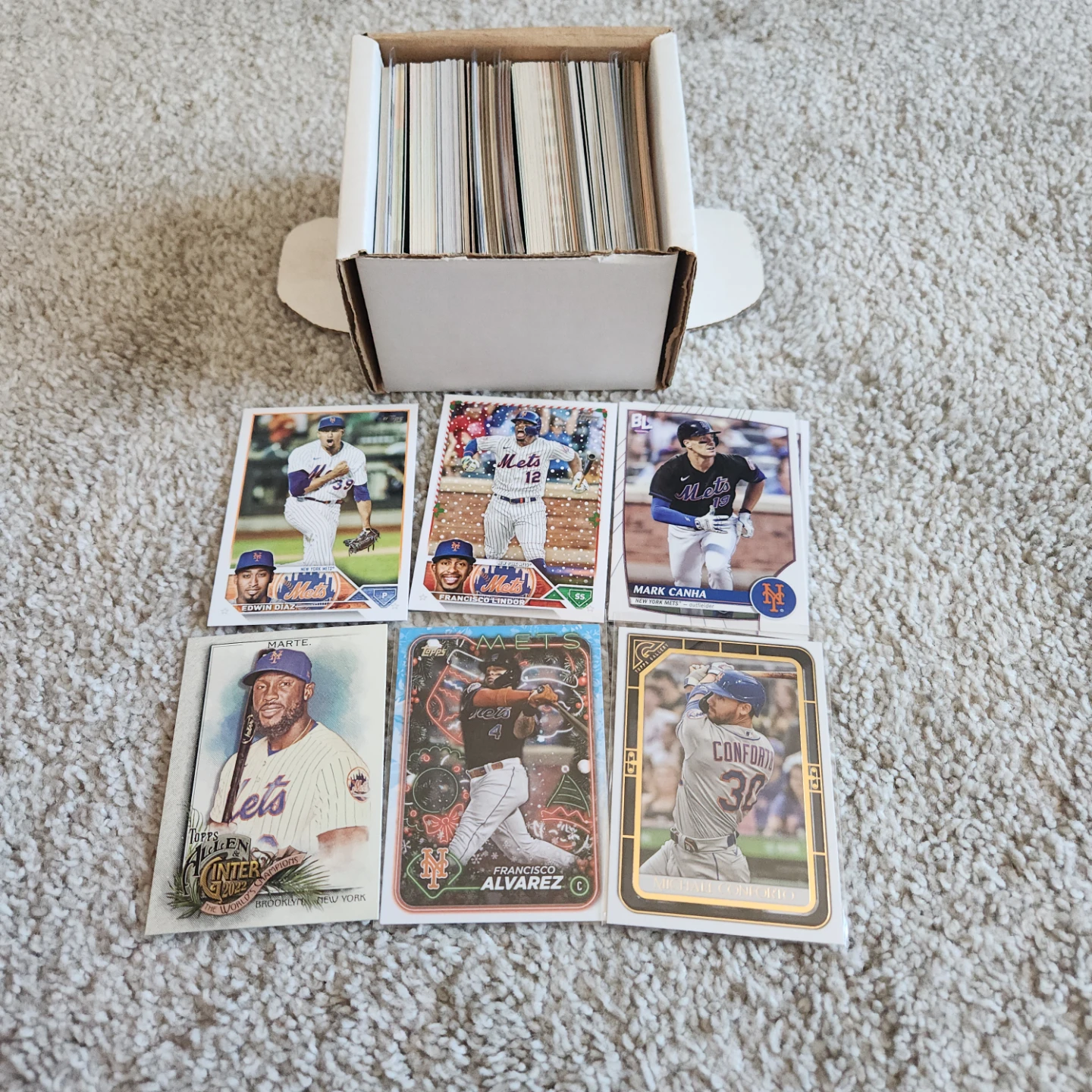 New York Mets, 100 Baseball Cards Team lot - photo 2