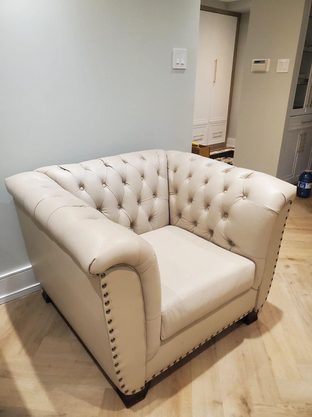 Couch - set of 3, Sofa, Loveseat and Chair - photo 2