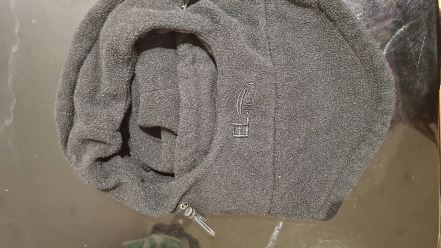 Two Fleece Hoods: Black & Pink - photo 3