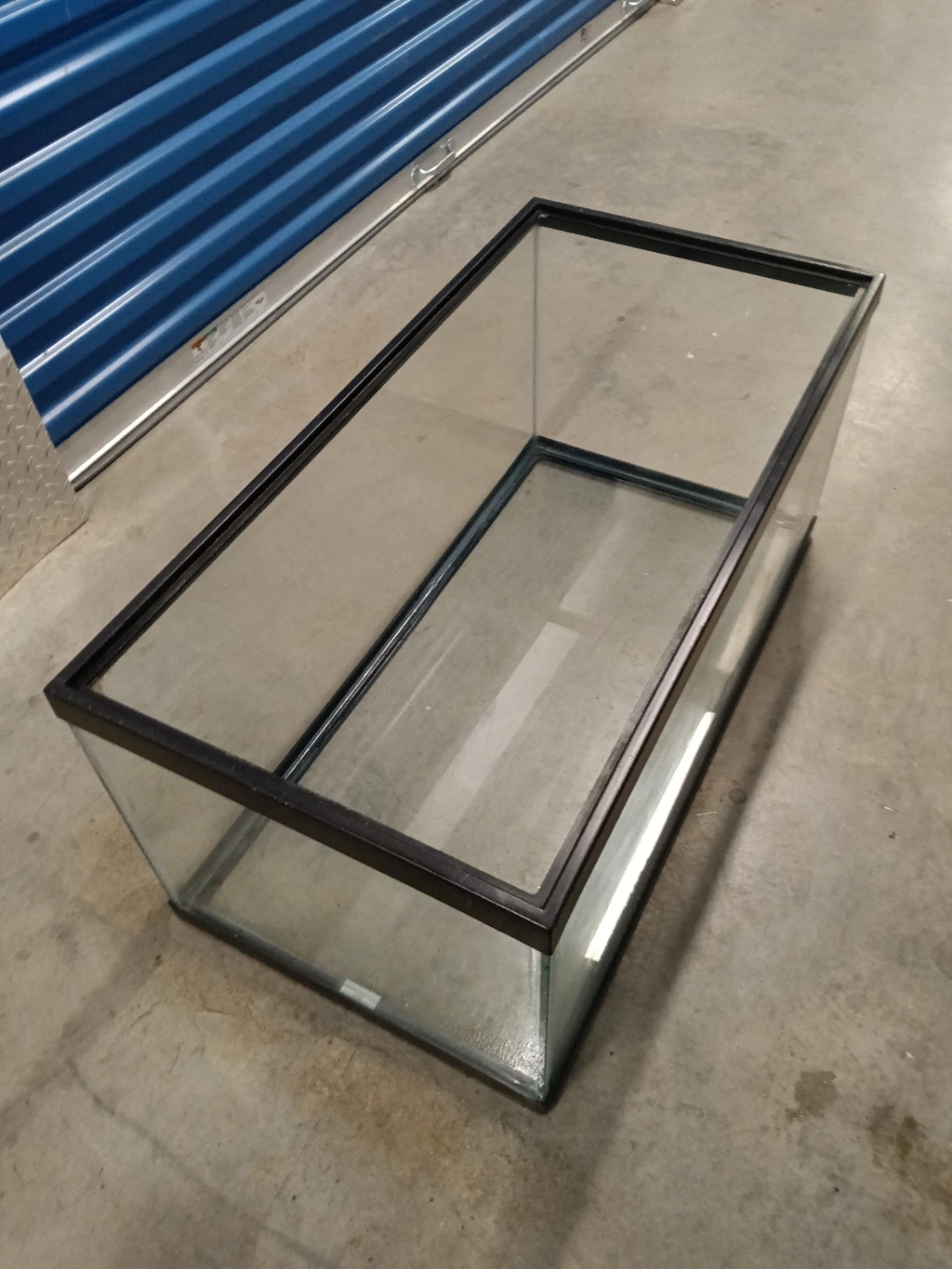 40 gal Aquarium/ fish tank/ terrarium - photo 2