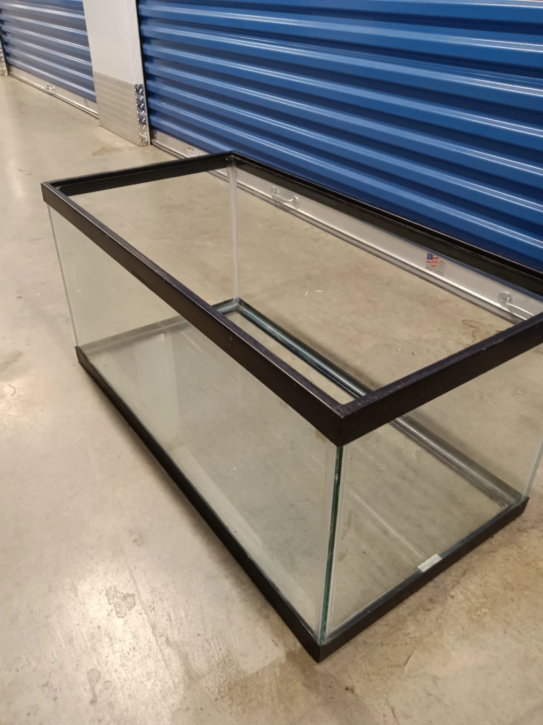 40 gal Aquarium/ fish tank/ terrarium - photo 3