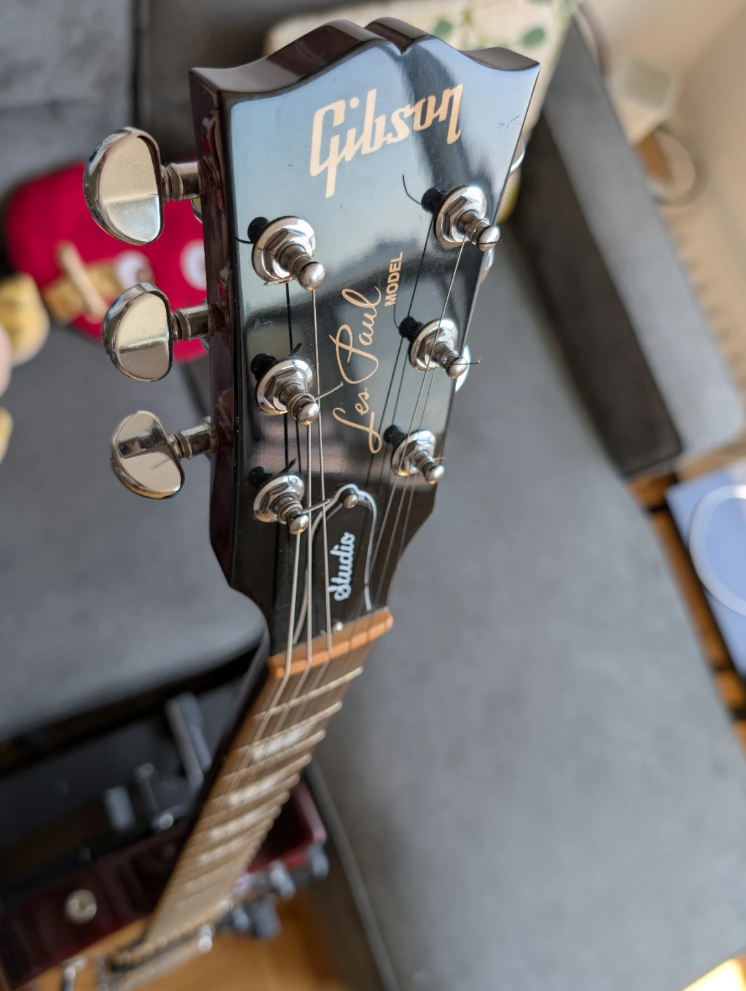Gibson Les Paul Studio Electric Guitar with Marshall MG50FX Amp - photo 3