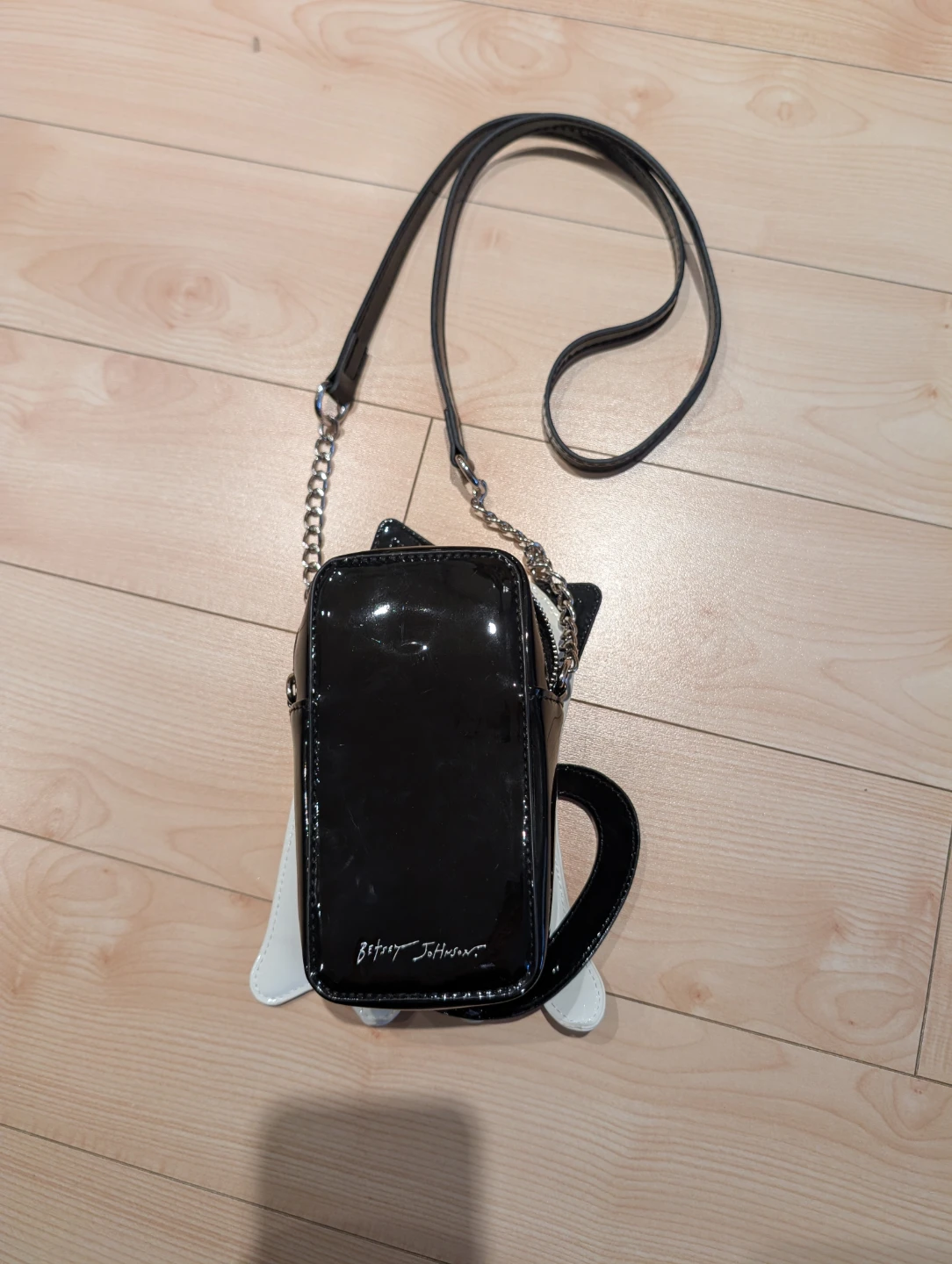 Betsy Johnson cat ghost bag - glows in the dark - photo 3