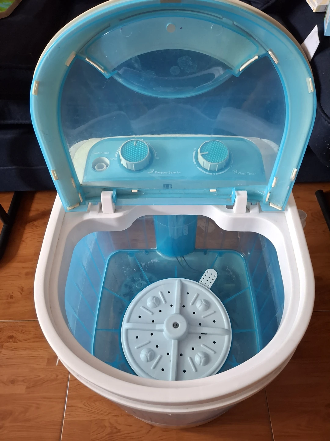 White Mini Washing Machine - photo 2