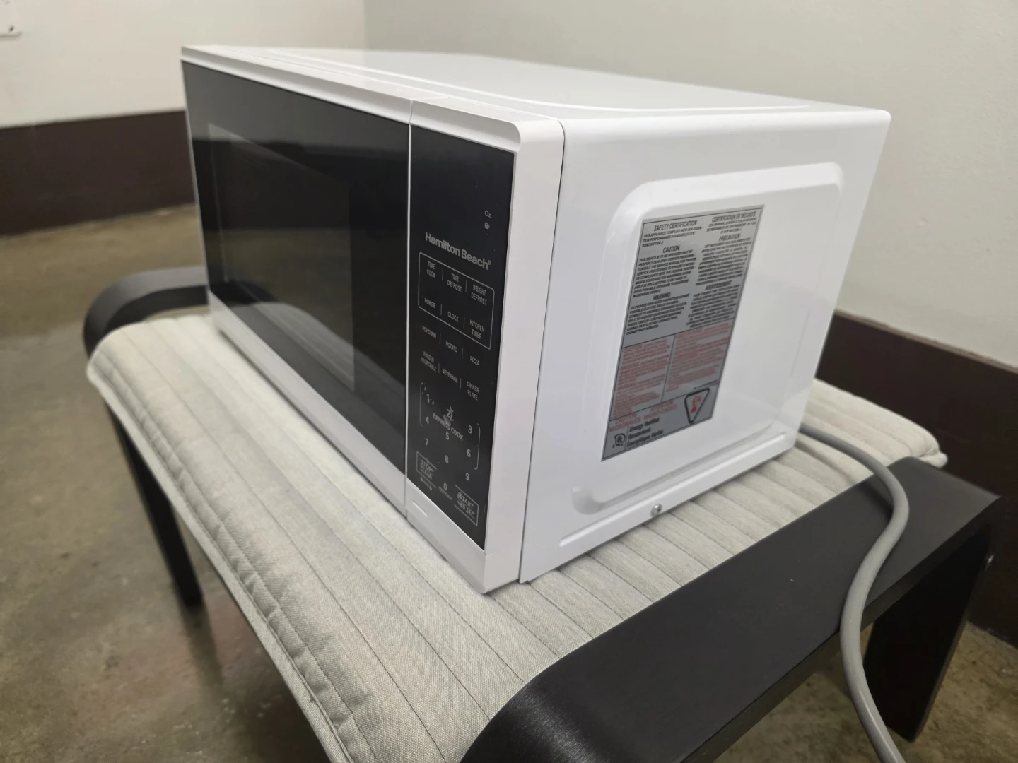 Hamilton Beach Microwave - photo 4