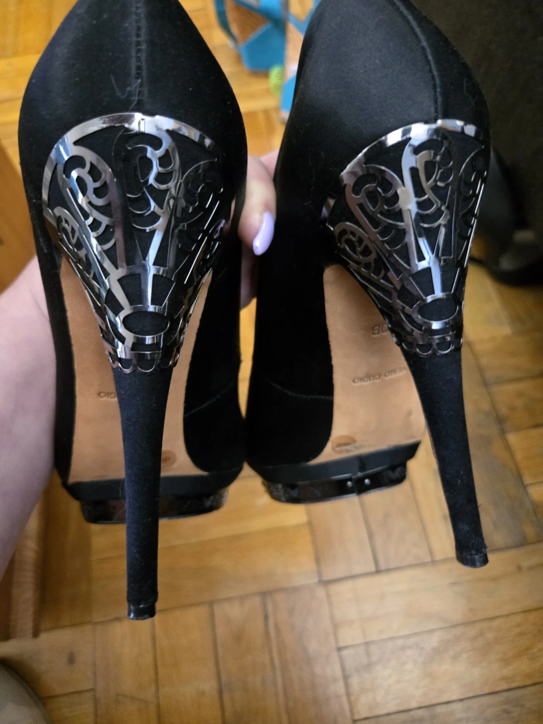 BCBGMAXAZRIA heels - photo 3