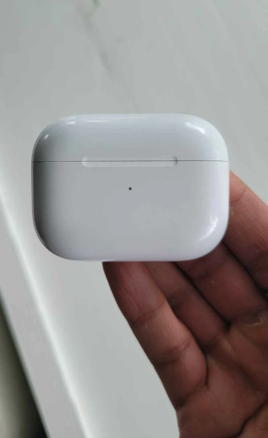 Apple AirPods Pro Charging Case