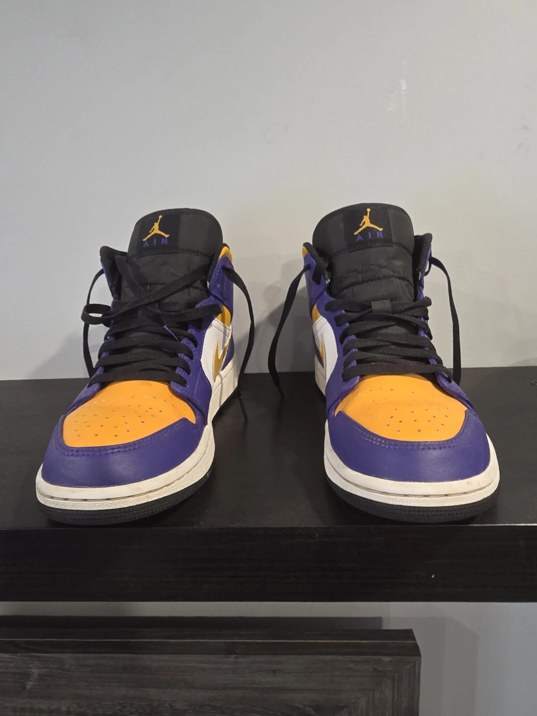 Air Jordan 1 Mid SE Shoes - photo 2