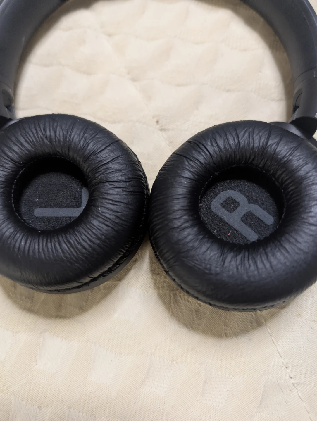 Black JBL On-Ear Headphones - photo 3