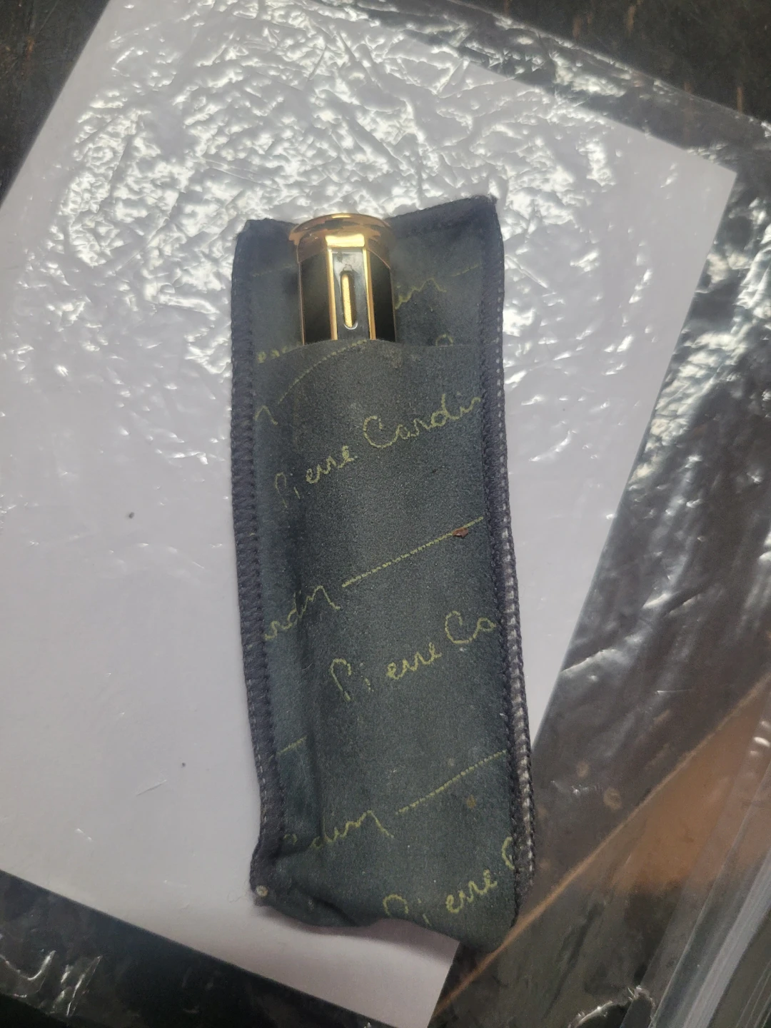 VINTAGE PIERRE CARDIN BLACK LACQUER GOLD POCKET BUTANE LIGHTER - photo 5