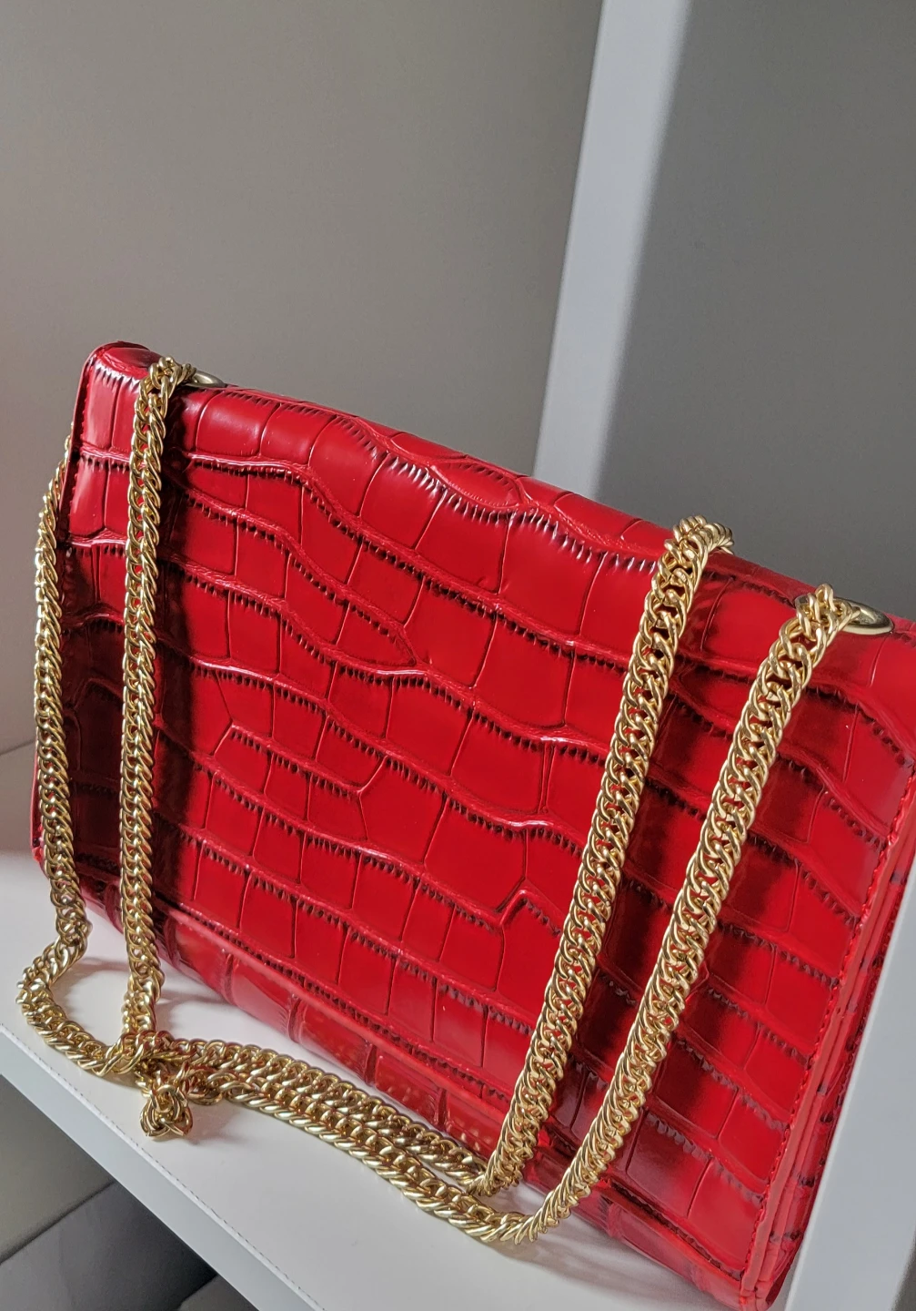 Red Croc Embossed Chain Shoulder Bag