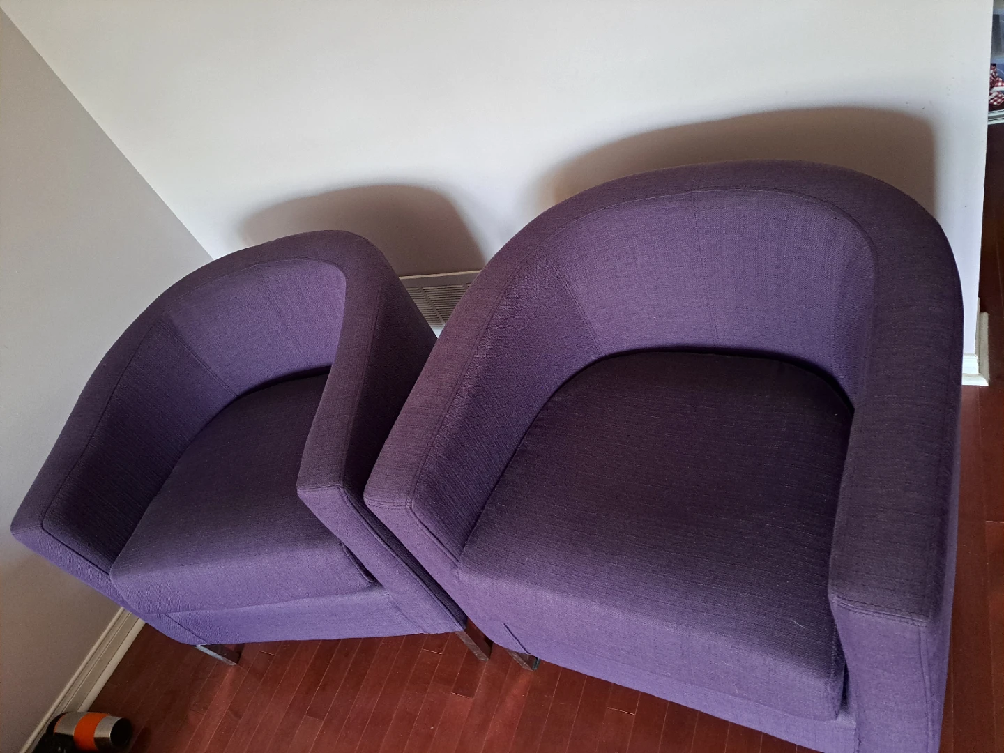 Set of 2 Purple Barrel Chairs - photo 2