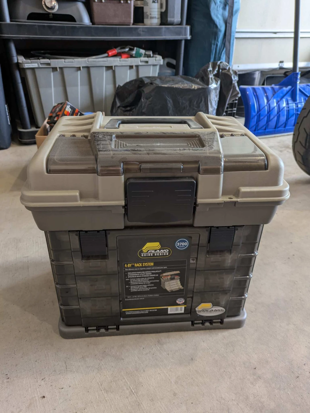 Tackle box (brand new)