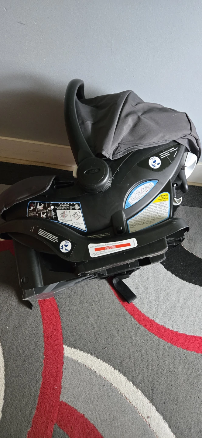 Graco SnugRide 35 Lite Infant Car Seat - photo 4