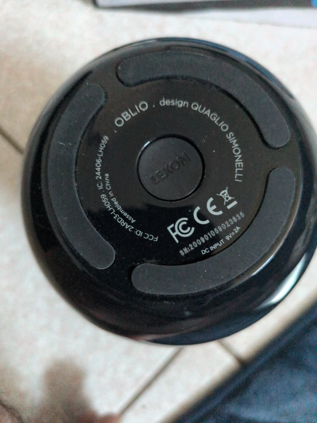Lexon Oblio wireless phone charger - photo 3