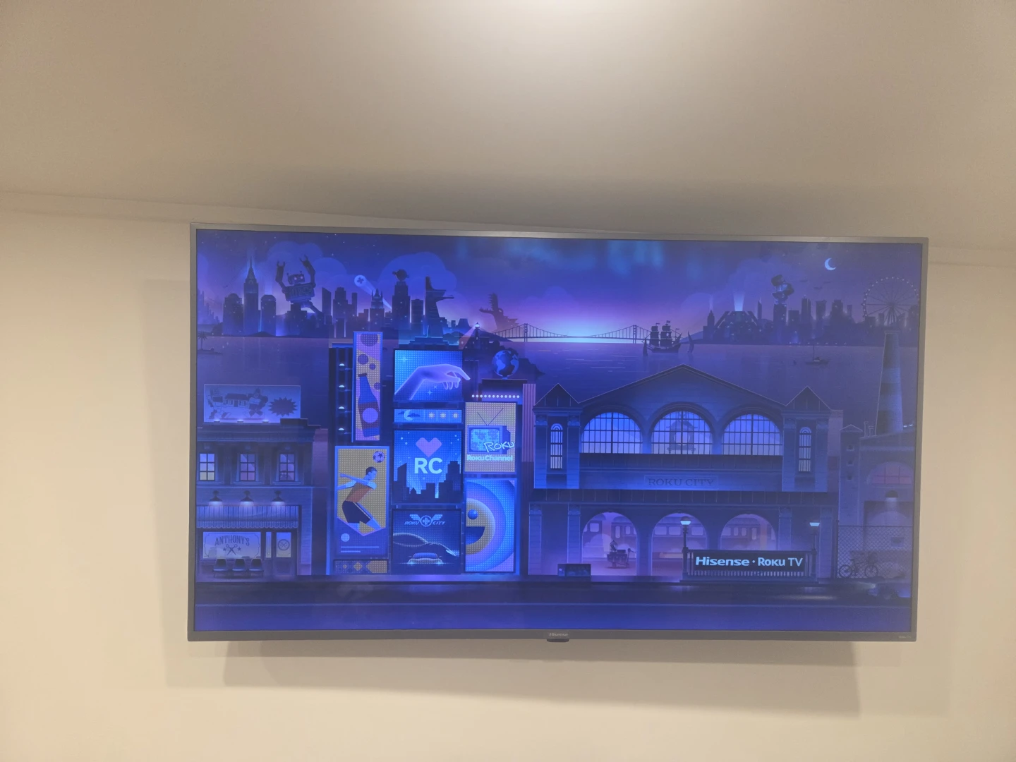 70" Hisense Roku TV