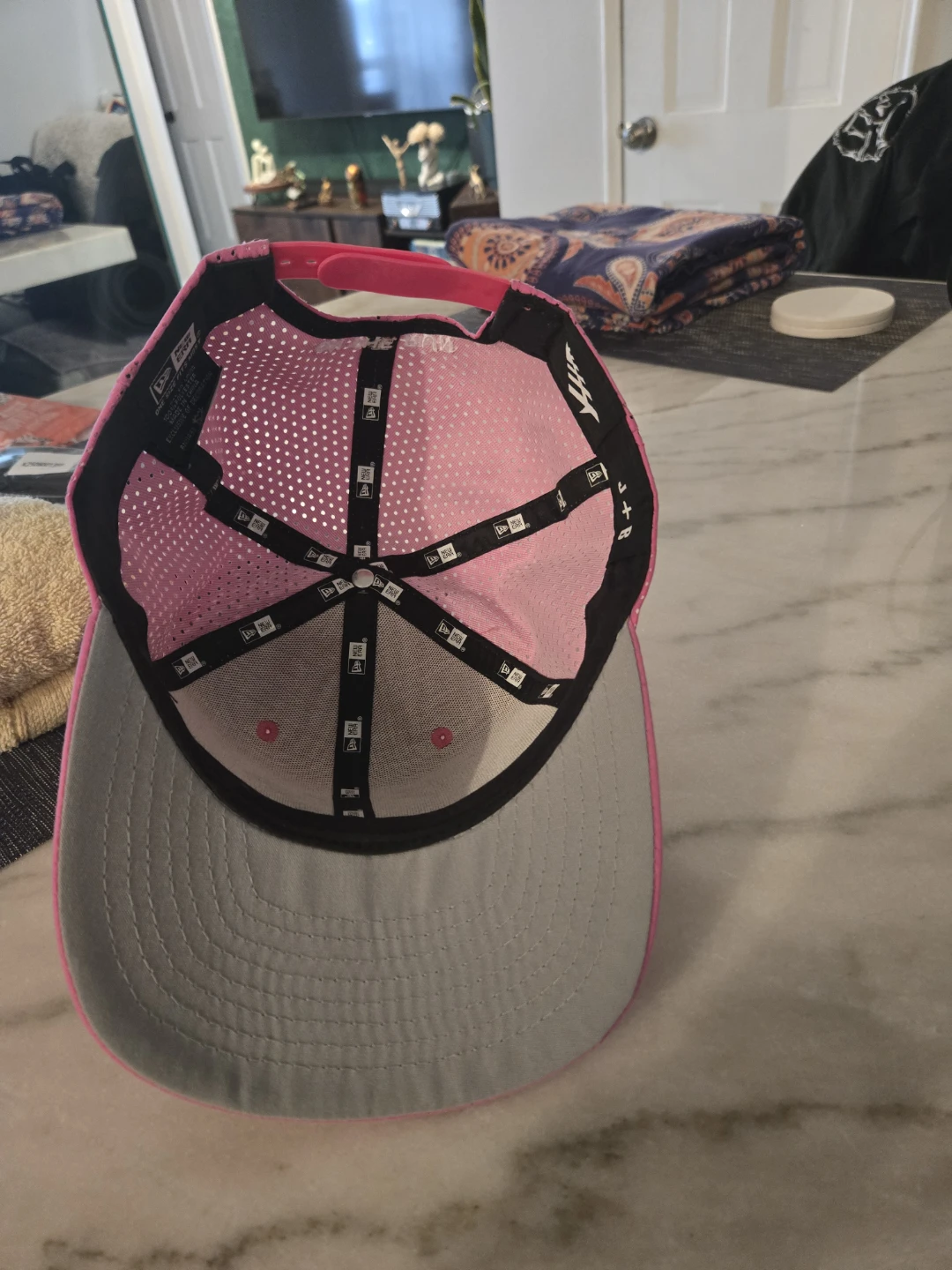New Era Airplane 9FIFTY Snapback Pink Hat "On The Run" - photo 2