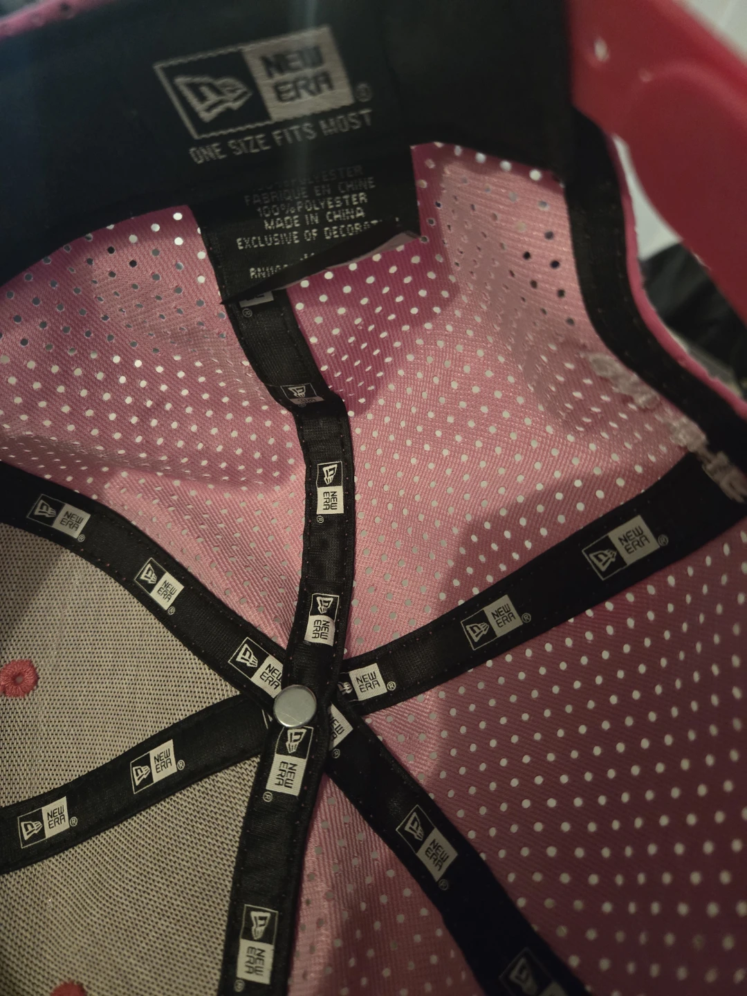 New Era Airplane 9FIFTY Snapback Pink Hat "On The Run" - photo 3