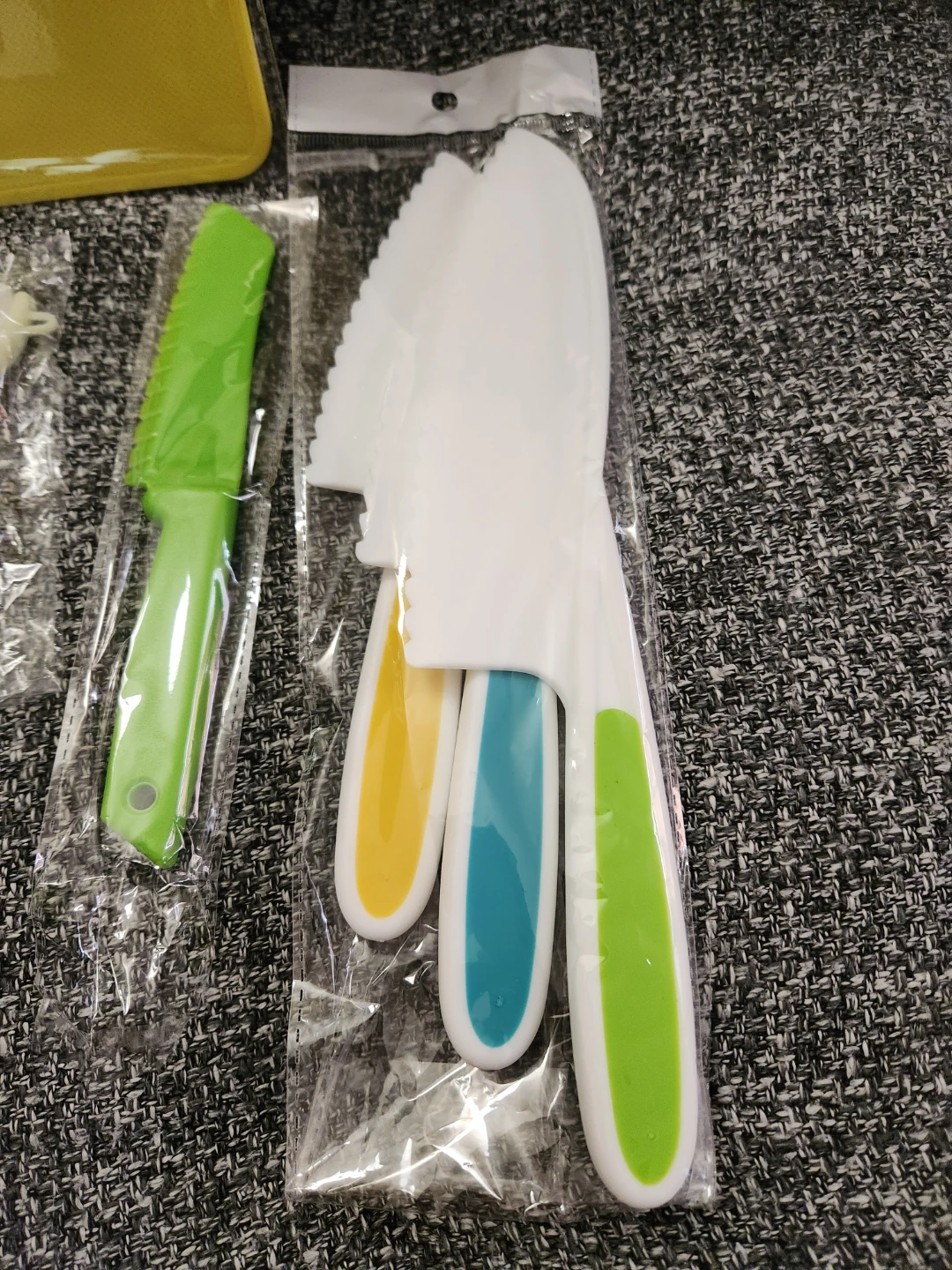 8 piece Kids real Kitchen Set with cooking tools - photo 3