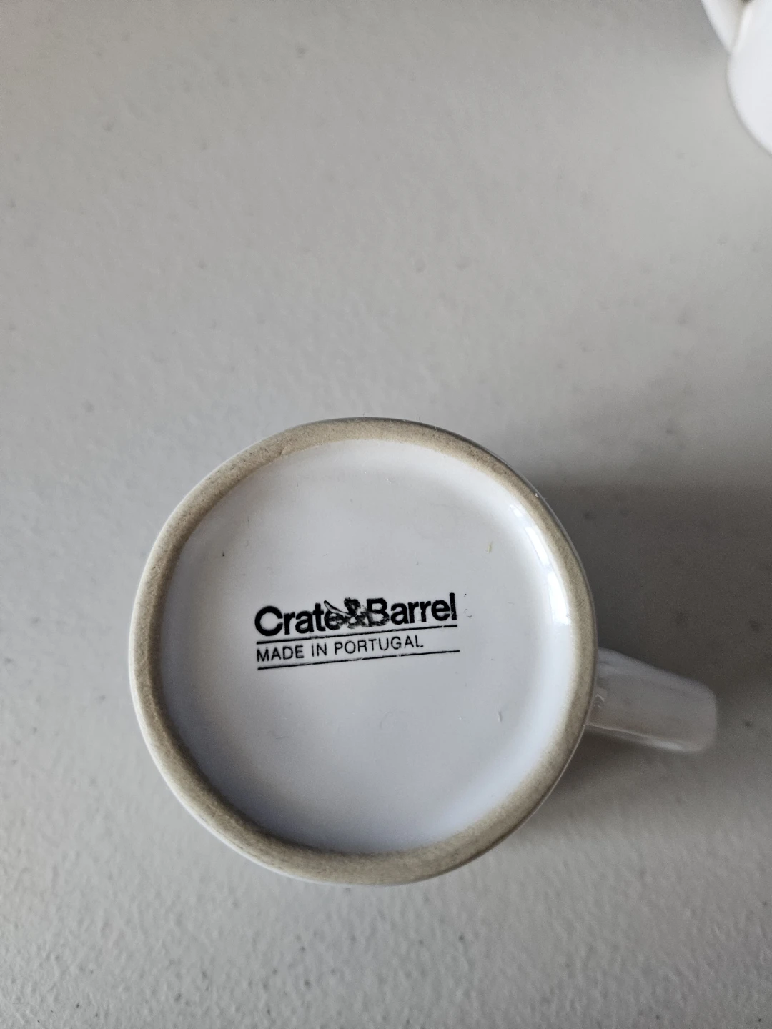 4 Crate & Barrel Marin 8-oz. Stoneware White Mug - photo 2