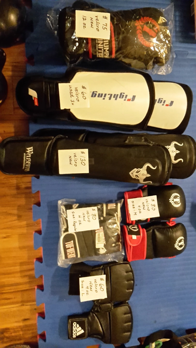 Boxing/Kickboxing equipment