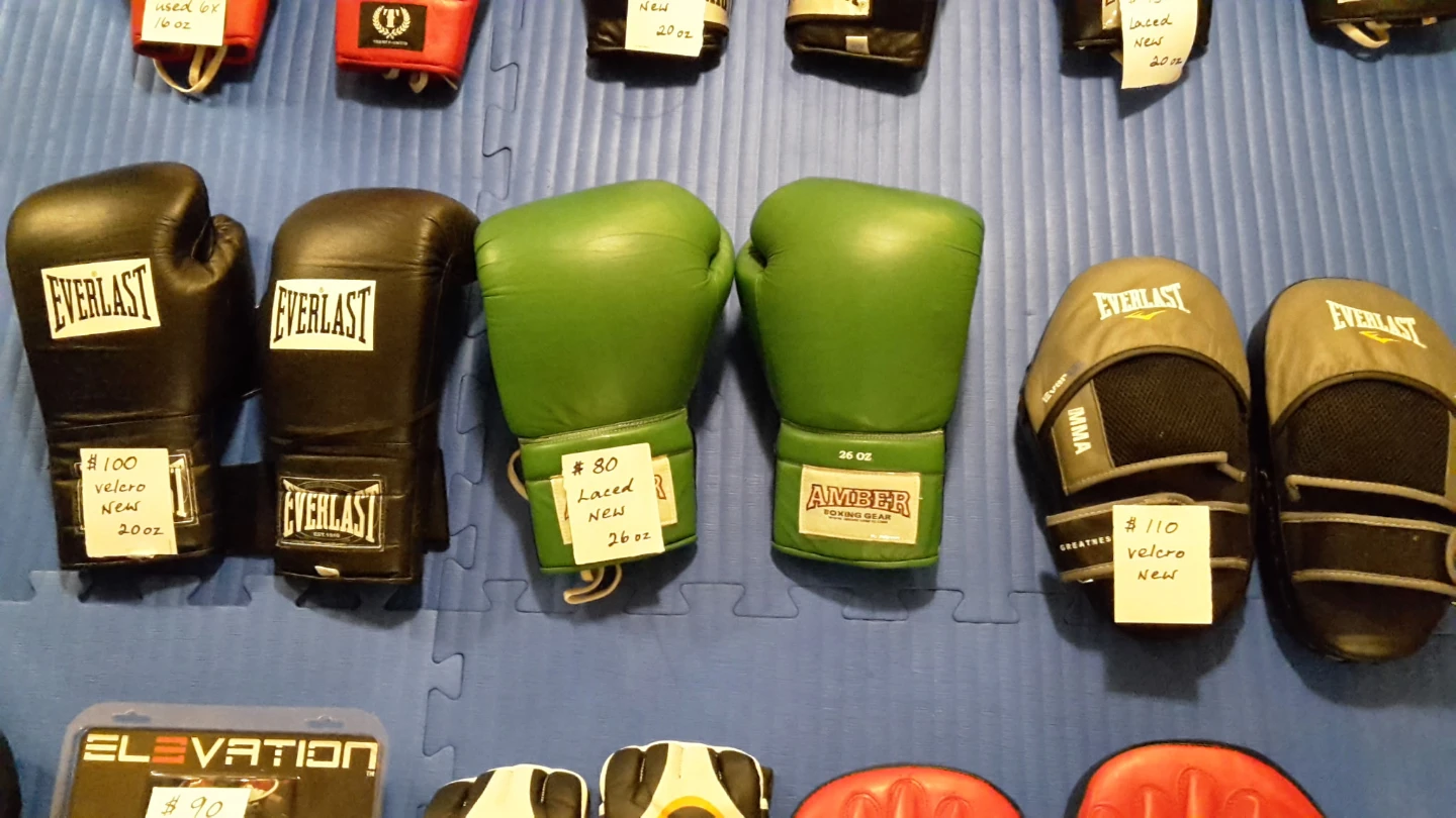 Boxing/Kickboxing equipment - photo 2
