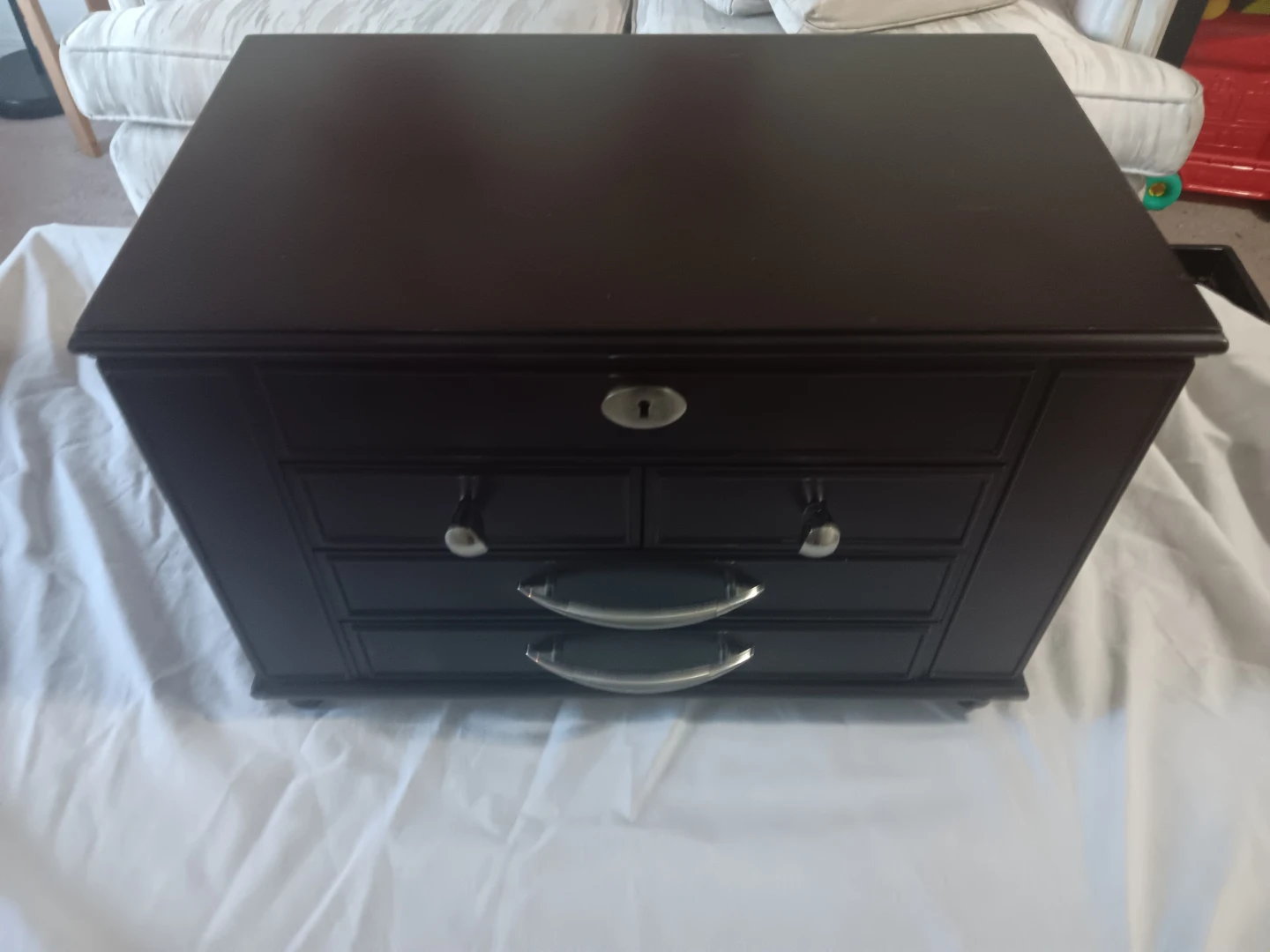 Perfect Mothers Day gift!!  Jewelry Box w/ Mirror & Drawers