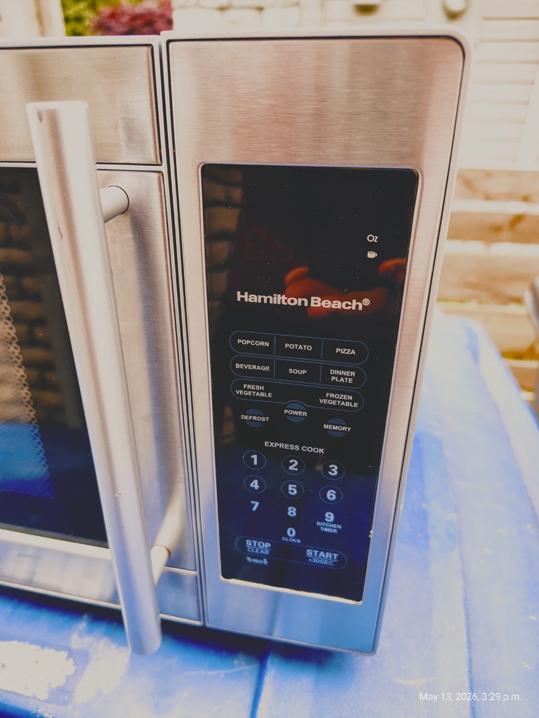 Compact Modern Microwave