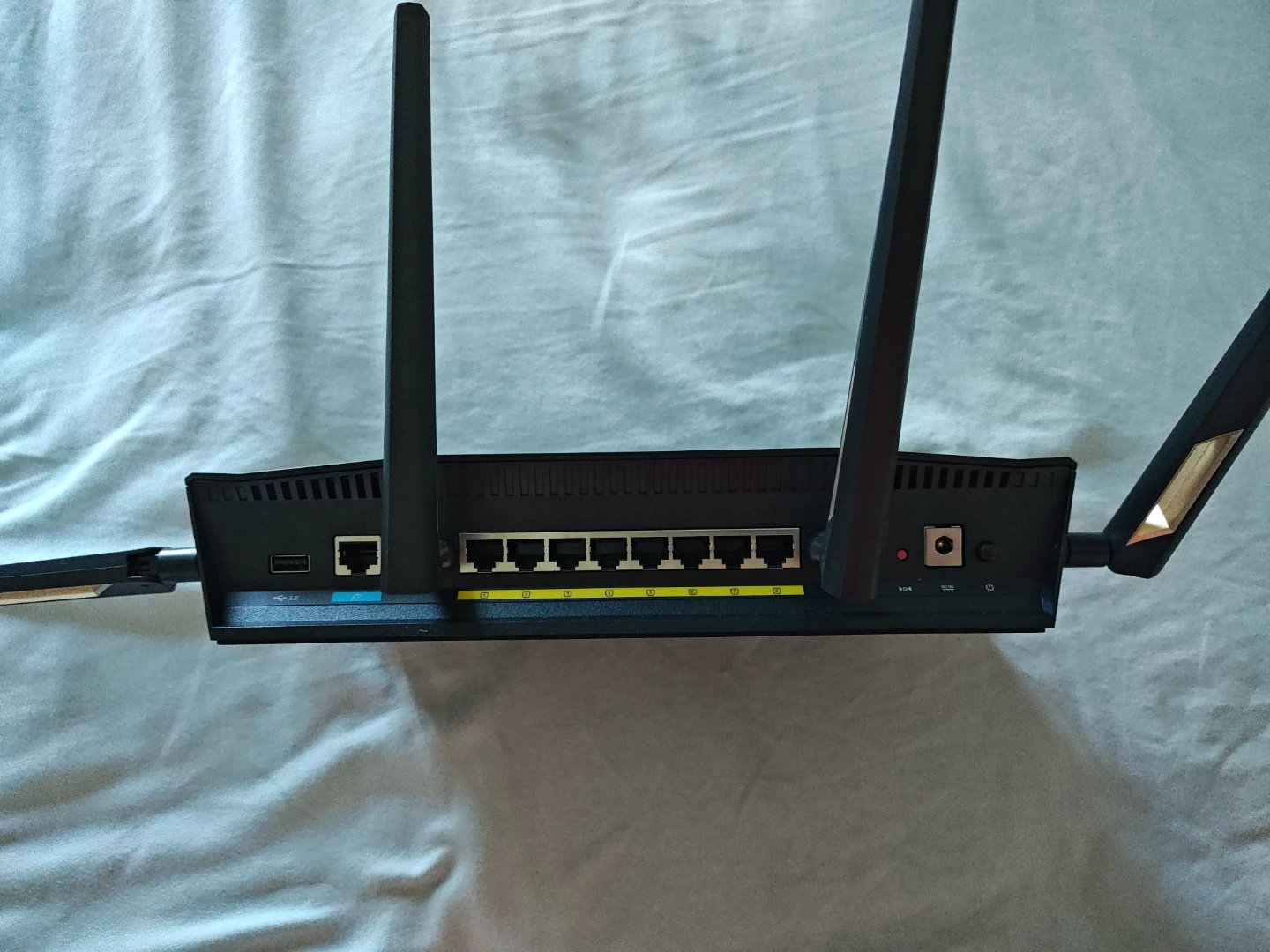 ASUS RT-AX88U Dual Band Gigabit Router - photo 3