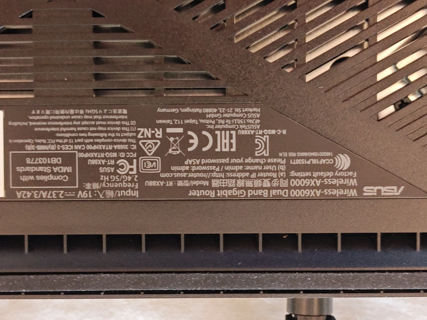 ASUS RT-AX88U Dual Band Gigabit Router - photo 4