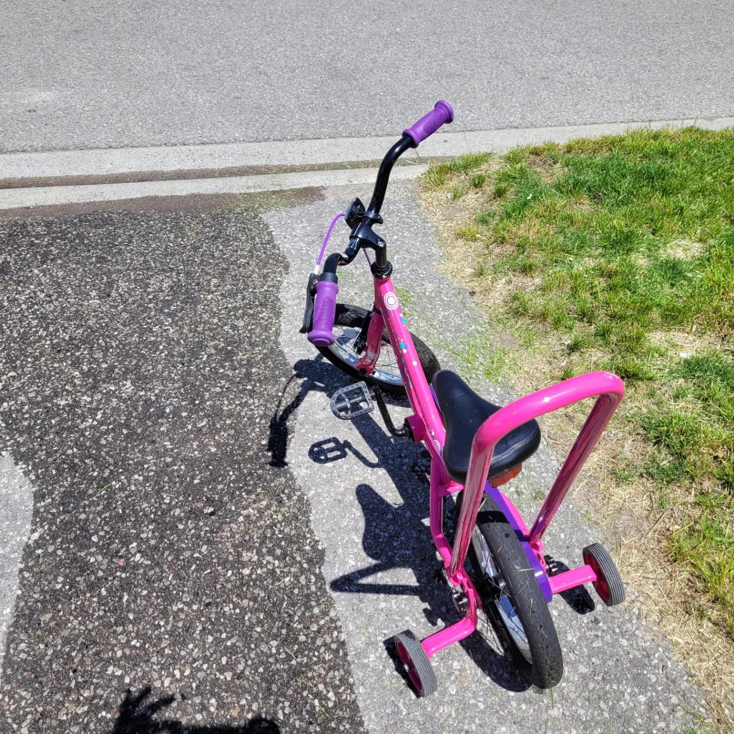 Kids Pink Kickstart Training Bike - photo 2