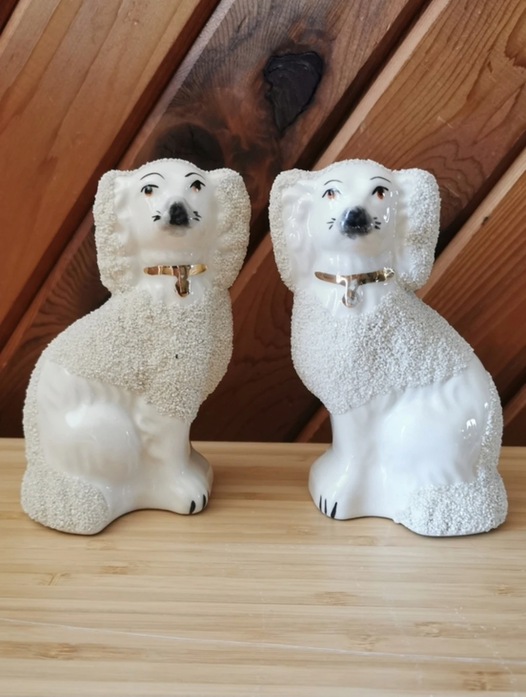 Vintage Staffordshire Confetti Dog Pair – English Porcelain - photo 4