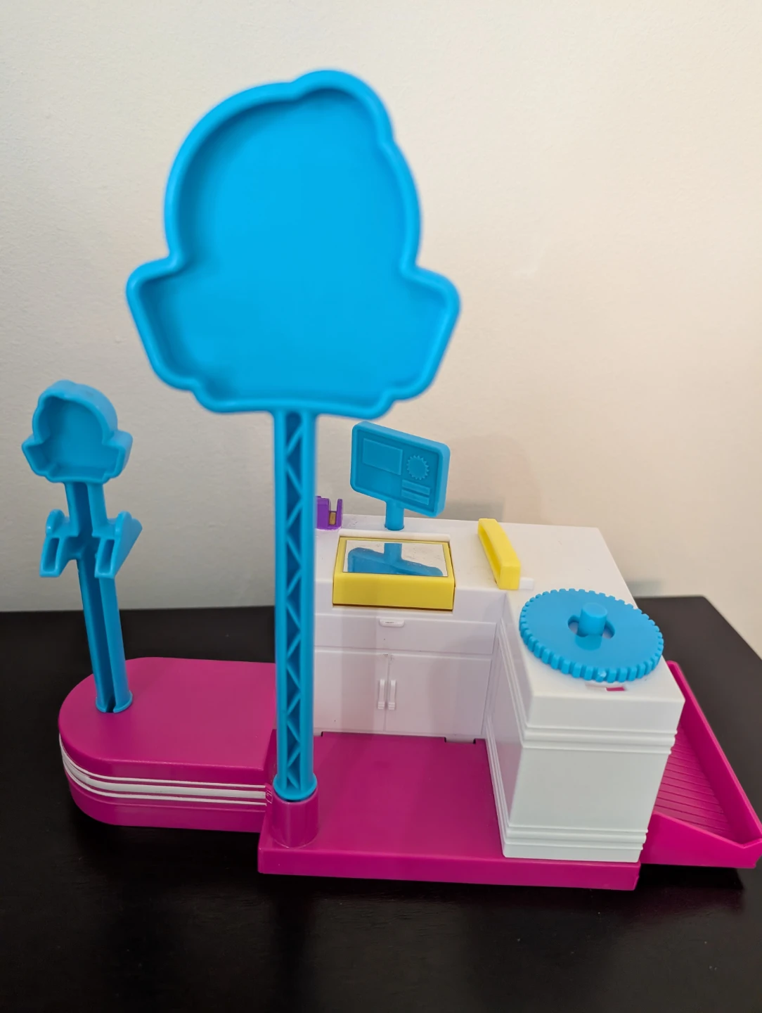 Shopkins Small Mart Playset - photo 3