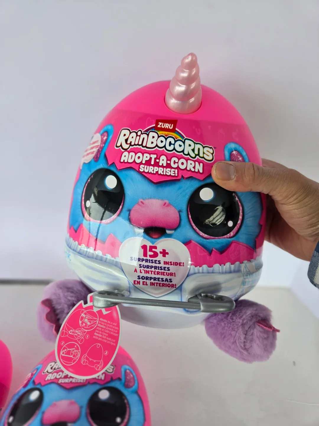 Brand new Zuru Rainbocorns Adopt-A-Corn 3 avail - photo 3