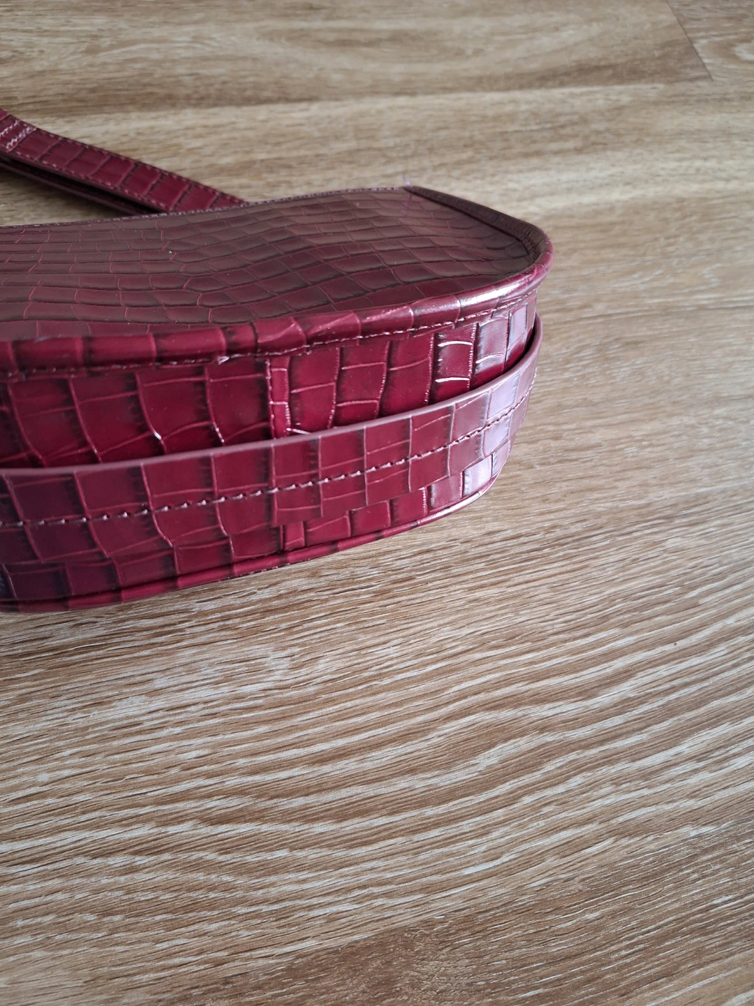 Women's Embossed Shoulder Bag - photo 3
