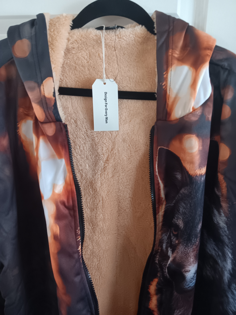 Design for Every Man Wolf Graphic Hoodie - photo 3