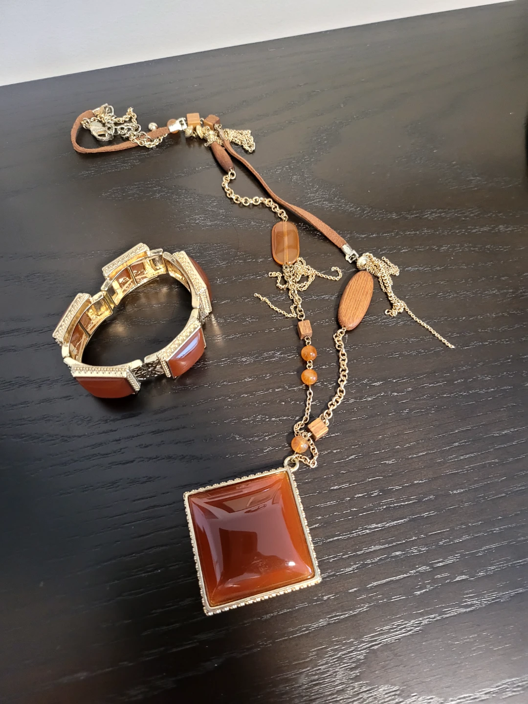 Gold Tone Gemstone Necklace and Bracelet Set