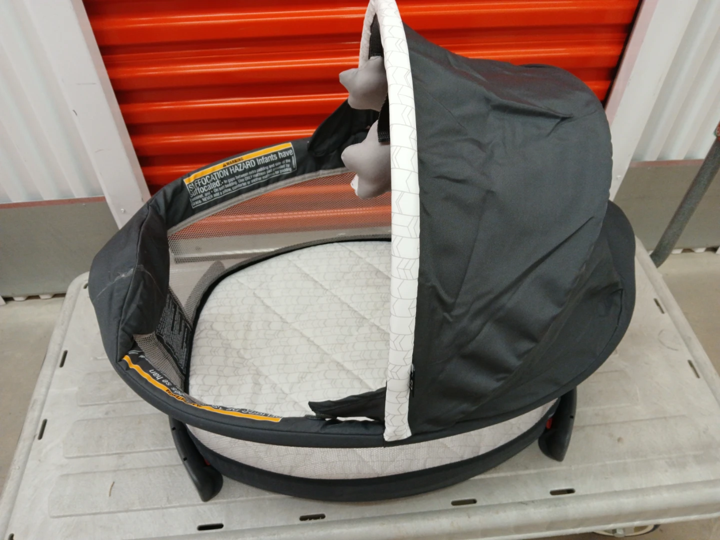 Graco baby bassinet portable lightweight - photo 3