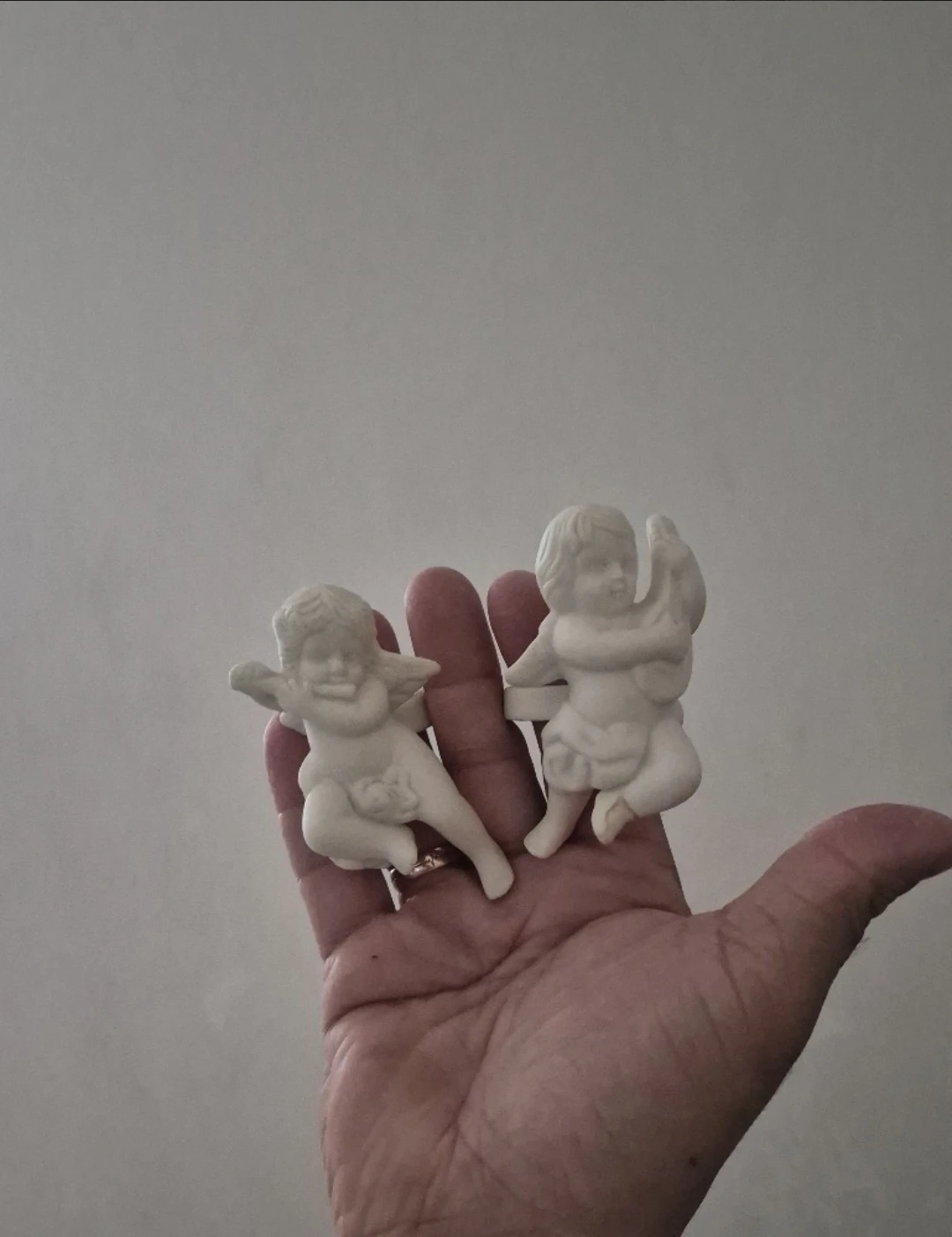 Set of 2 Cherub Candle Holders - photo 2
