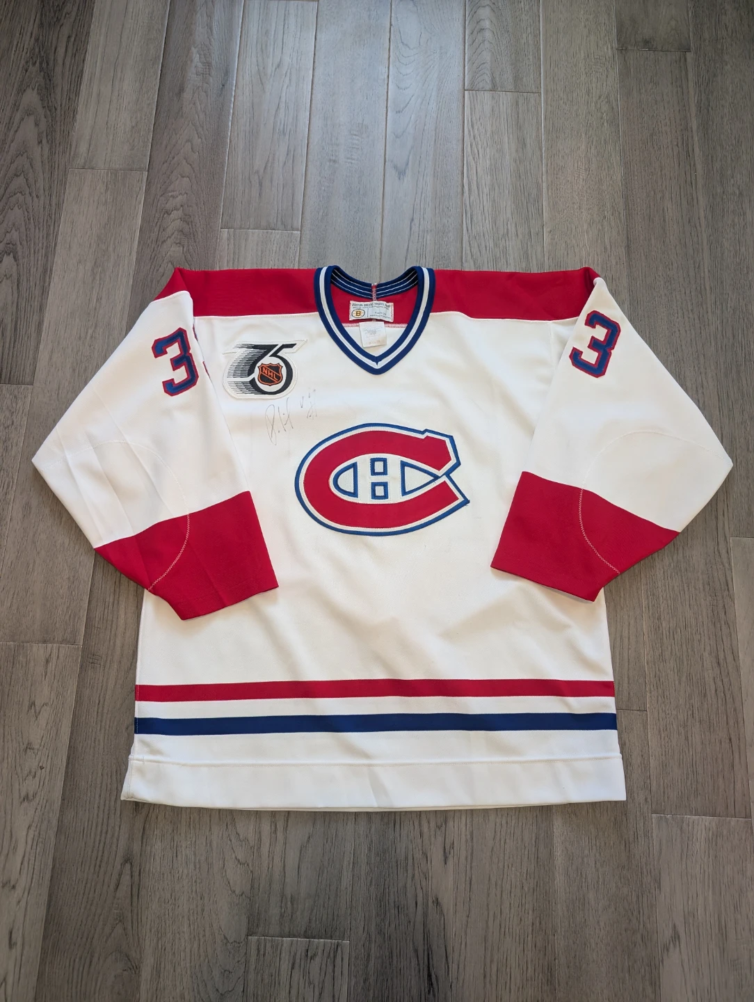 Vintage NHL Montreal Canadiens Hockey Jersey Patrick Roy