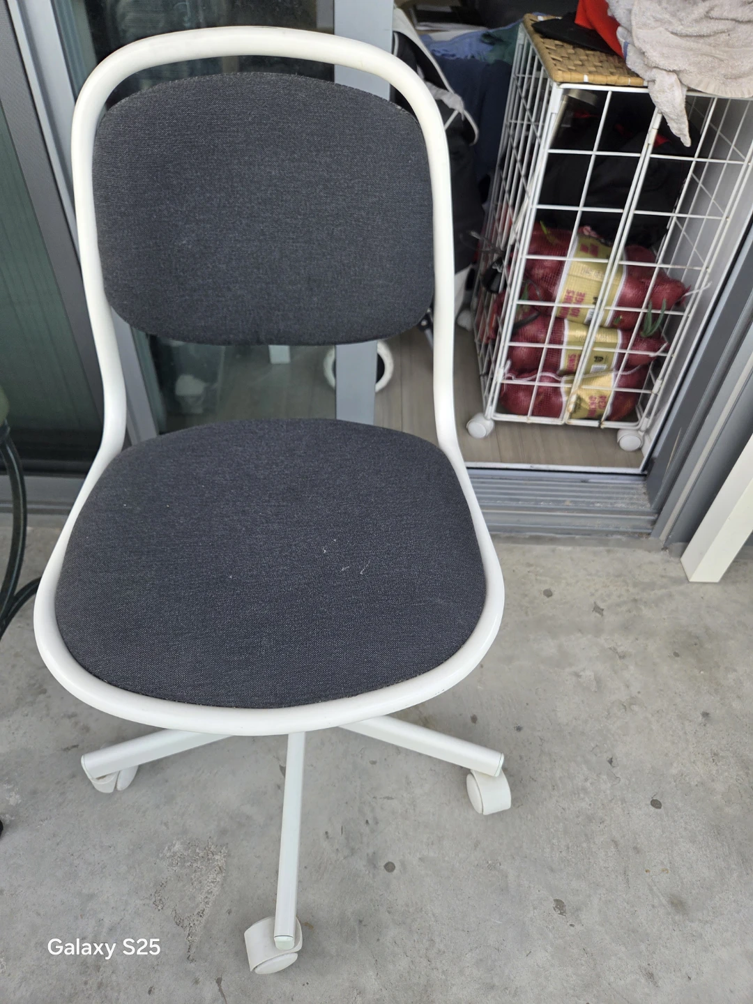 Office Chair - photo 2