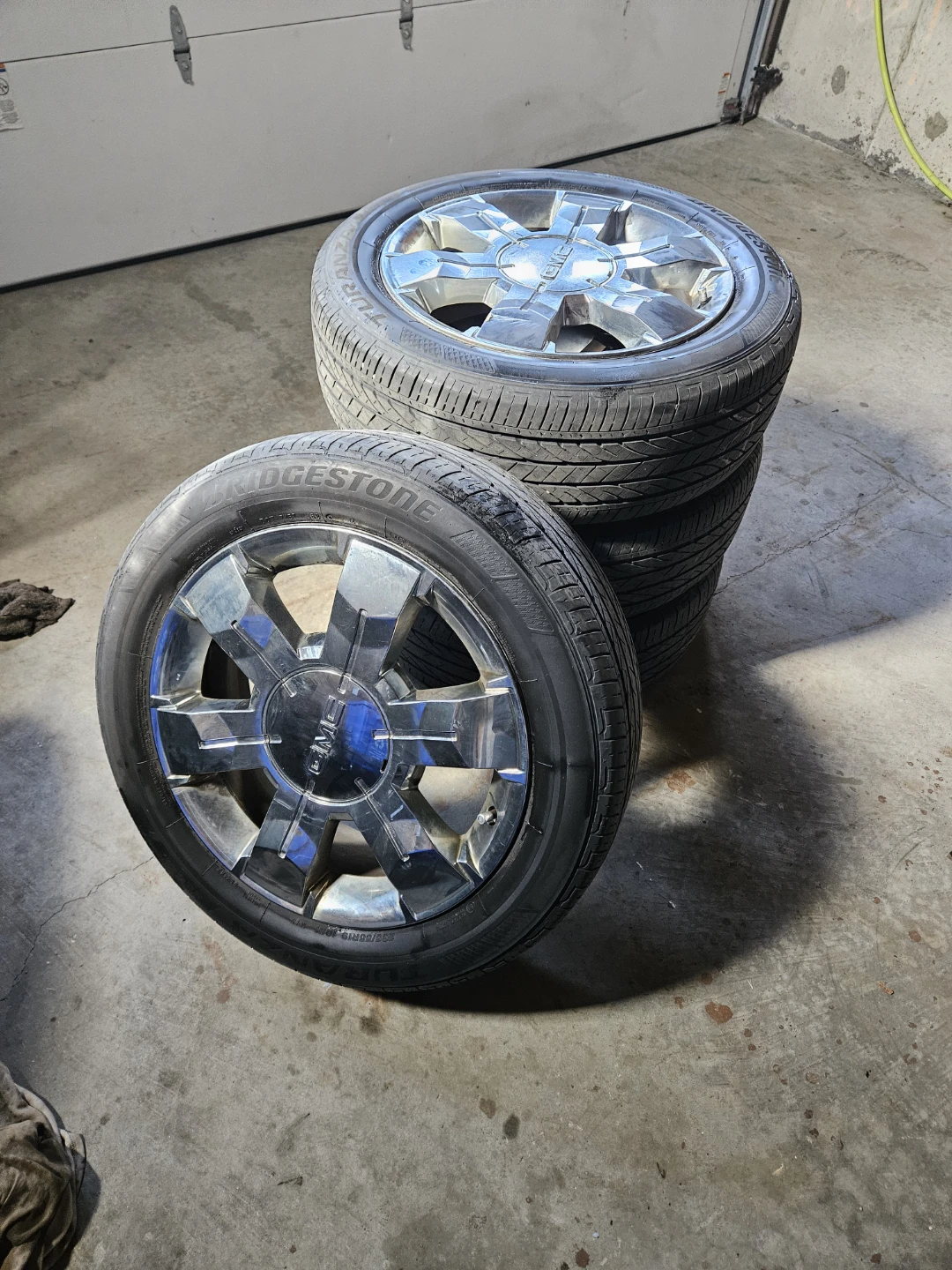 Set of 4 GMC Chrome Wheels with Bridgestone Tires