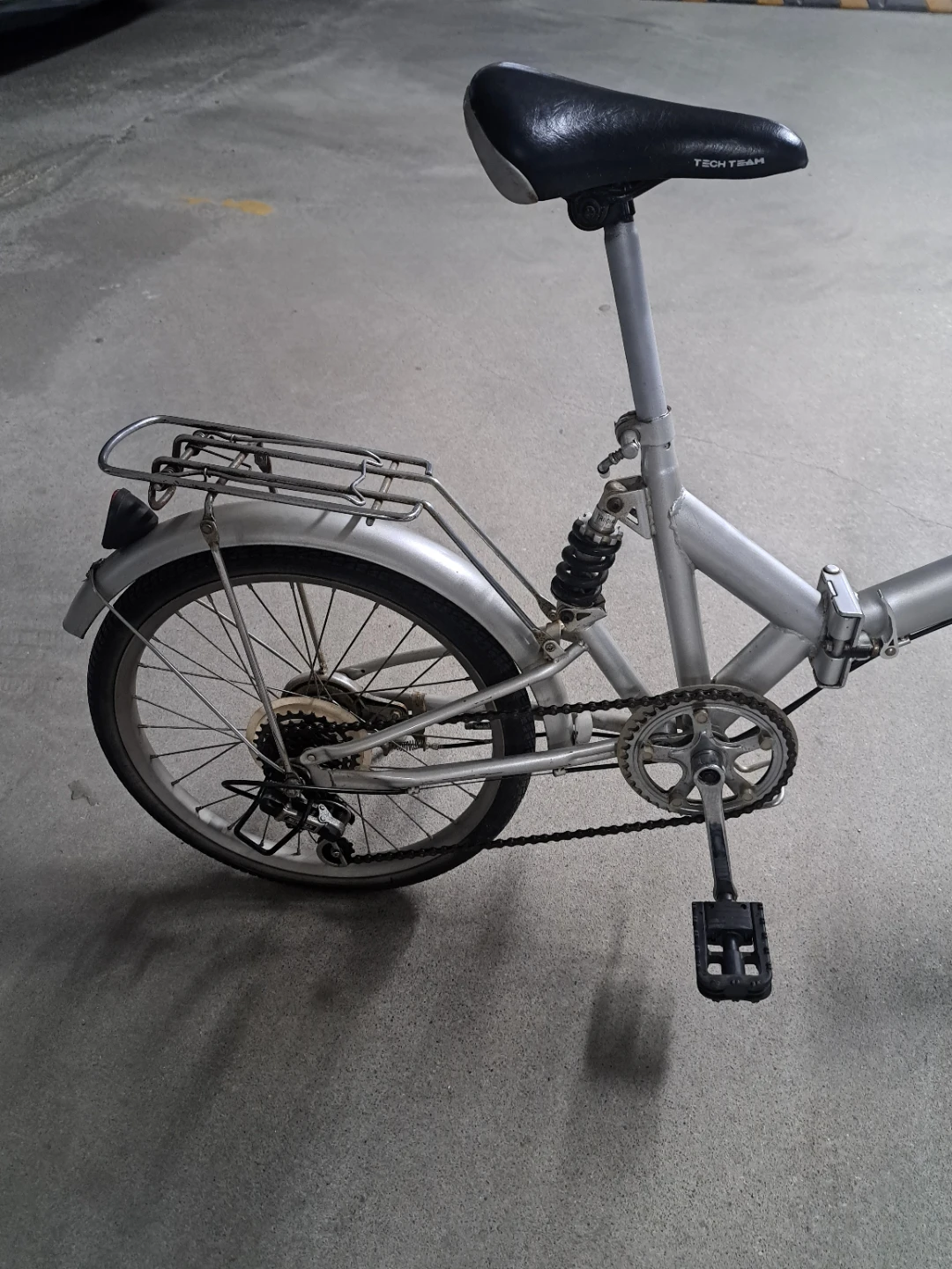 Silver Folding Bike with Rear Rack - photo 4