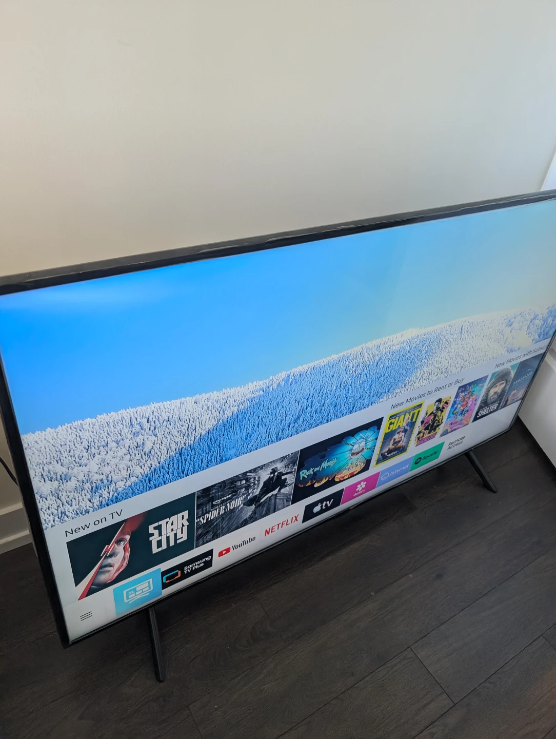 Samsung 55" UHD Smart TV 7 Series RU7100 - photo 2