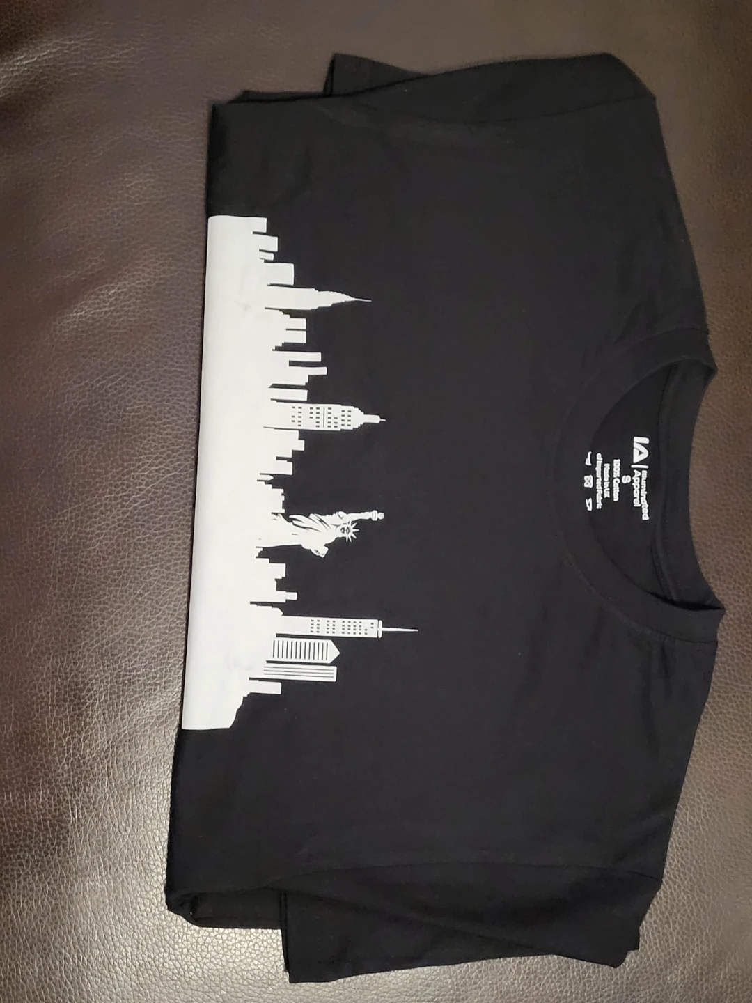 Illuminated Apparel NYC Skyline T-Shirt - Size S