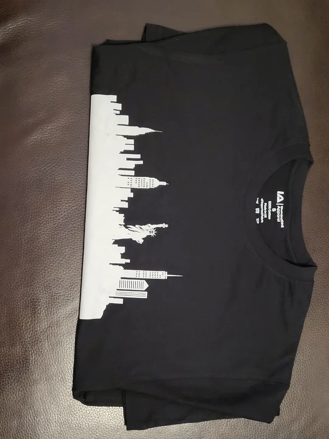 Illuminated Apparel NYC Skyline T-Shirt - Size S