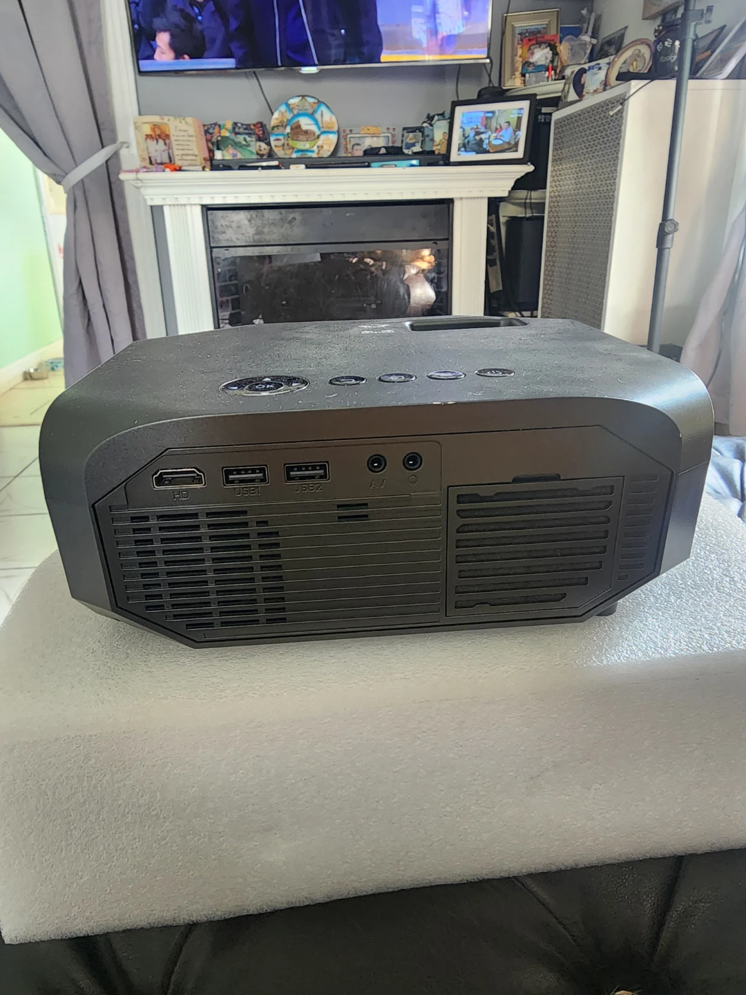 Fudoni R7 Projector 1080P Full HD WiFi - photo 4