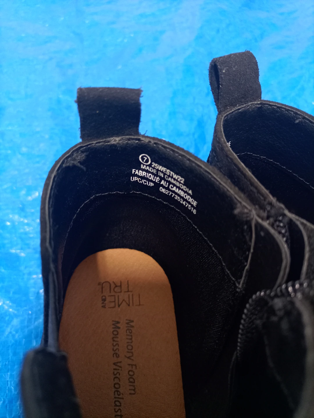 Time and Tru Black Ankle Boots Size 7 - photo 4