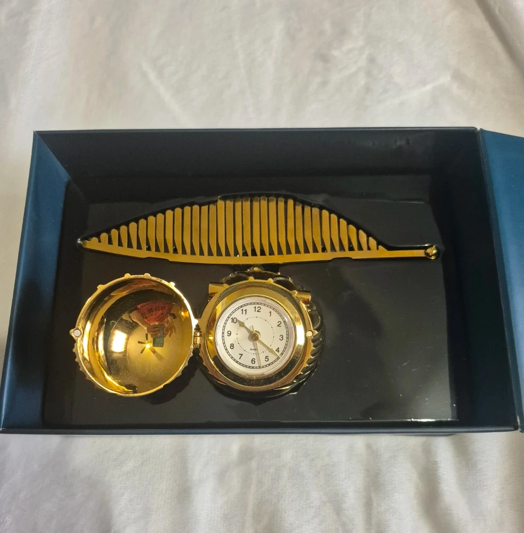 Harry Potter Golden Snitch Clock and Comb Set - photo 2
